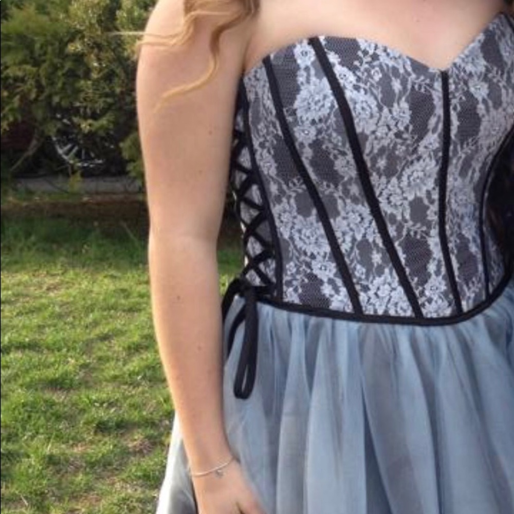 Junior prom dress